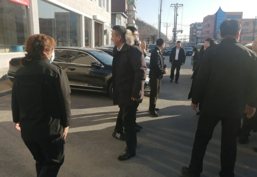 恒行娱乐集团党委下基层、听民意，助推企业高质量发展